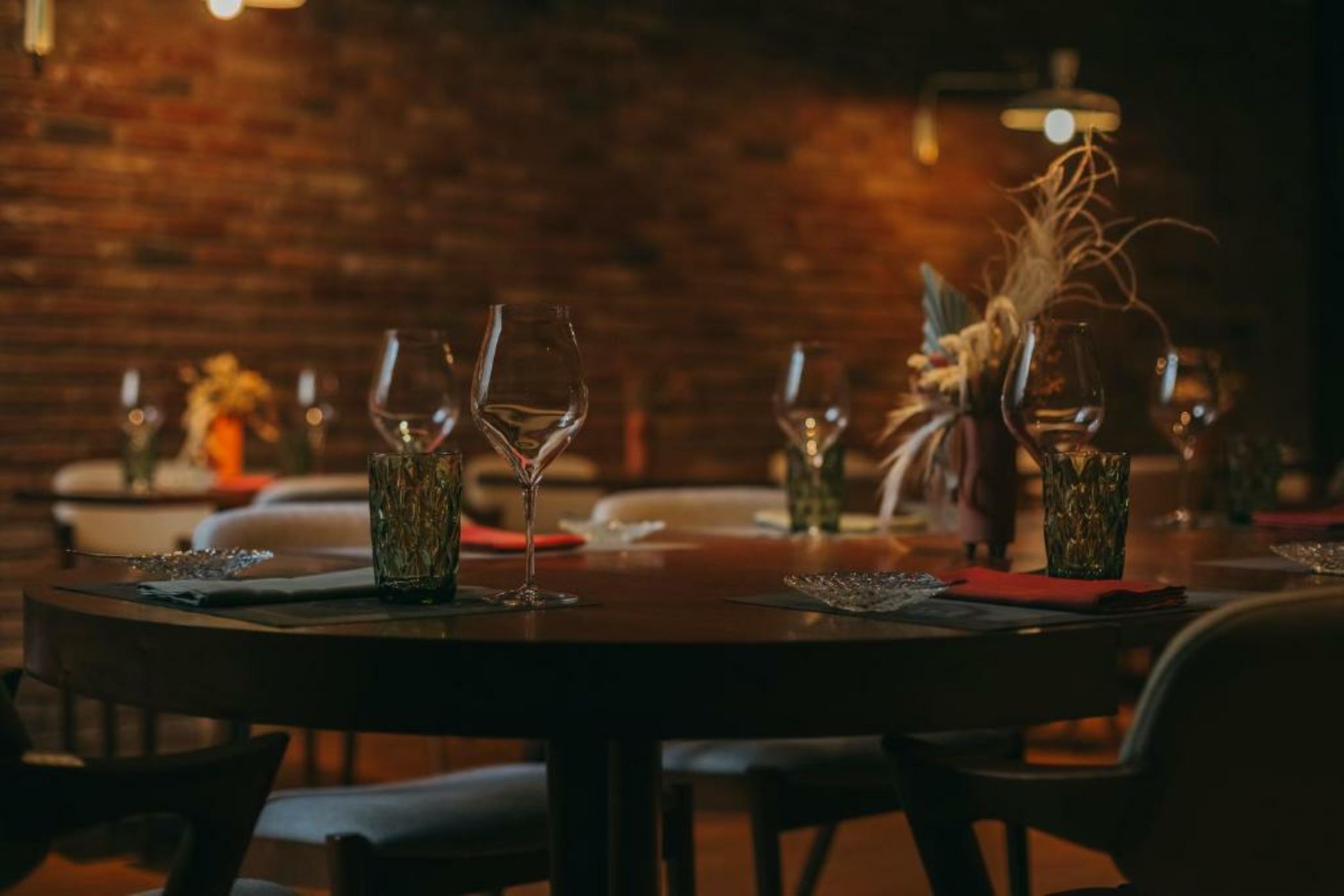 Mouco Hotel - Stay, Listen & Play