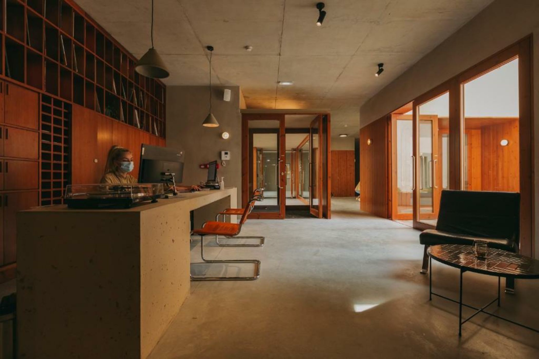 Mouco Hotel - Stay, Listen & Play