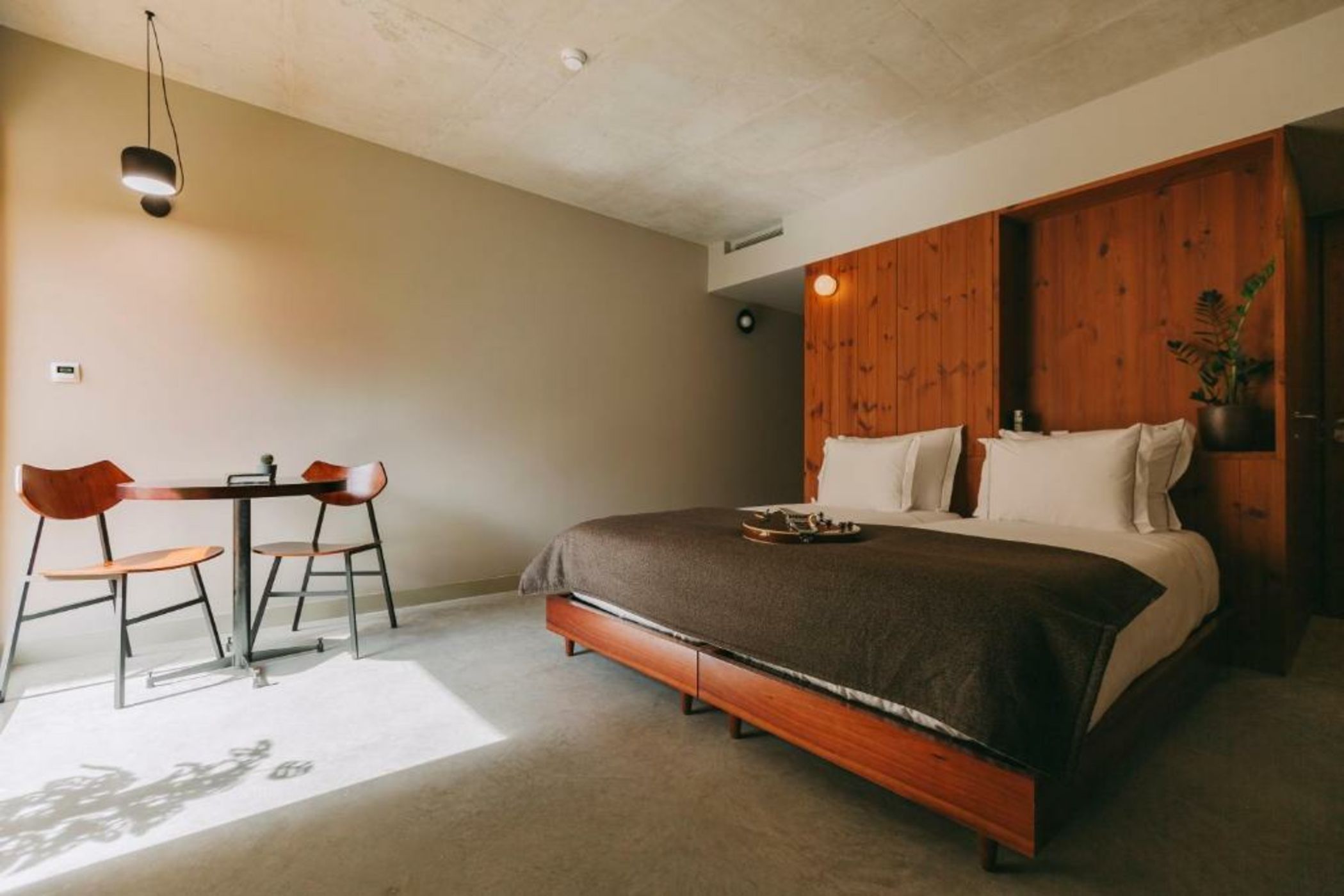 Mouco Hotel - Stay, Listen & Play