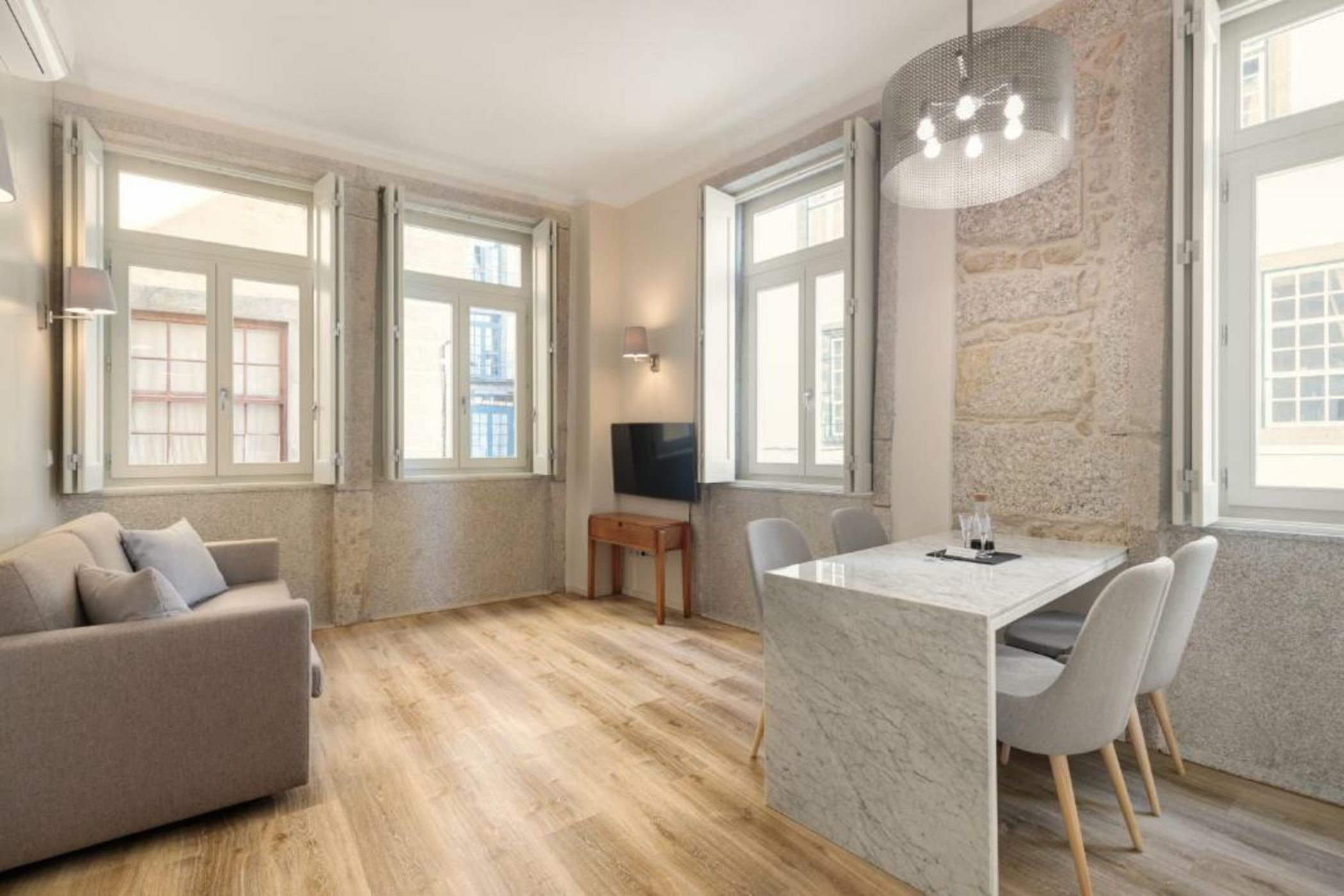 Oporto Home - River Front