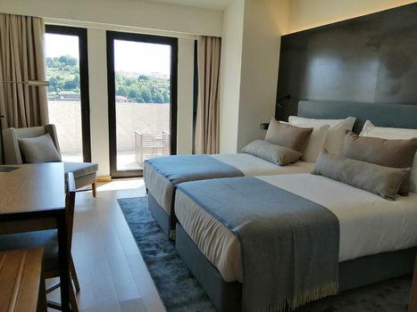 NEYA Porto Hotel
