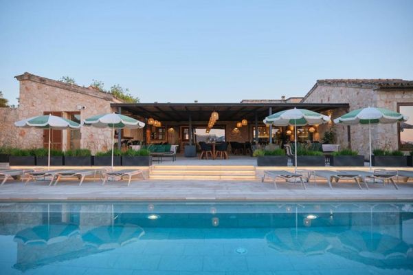 Hotel Rural Es Riquers