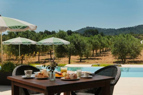 Hotel Rural Es Riquers