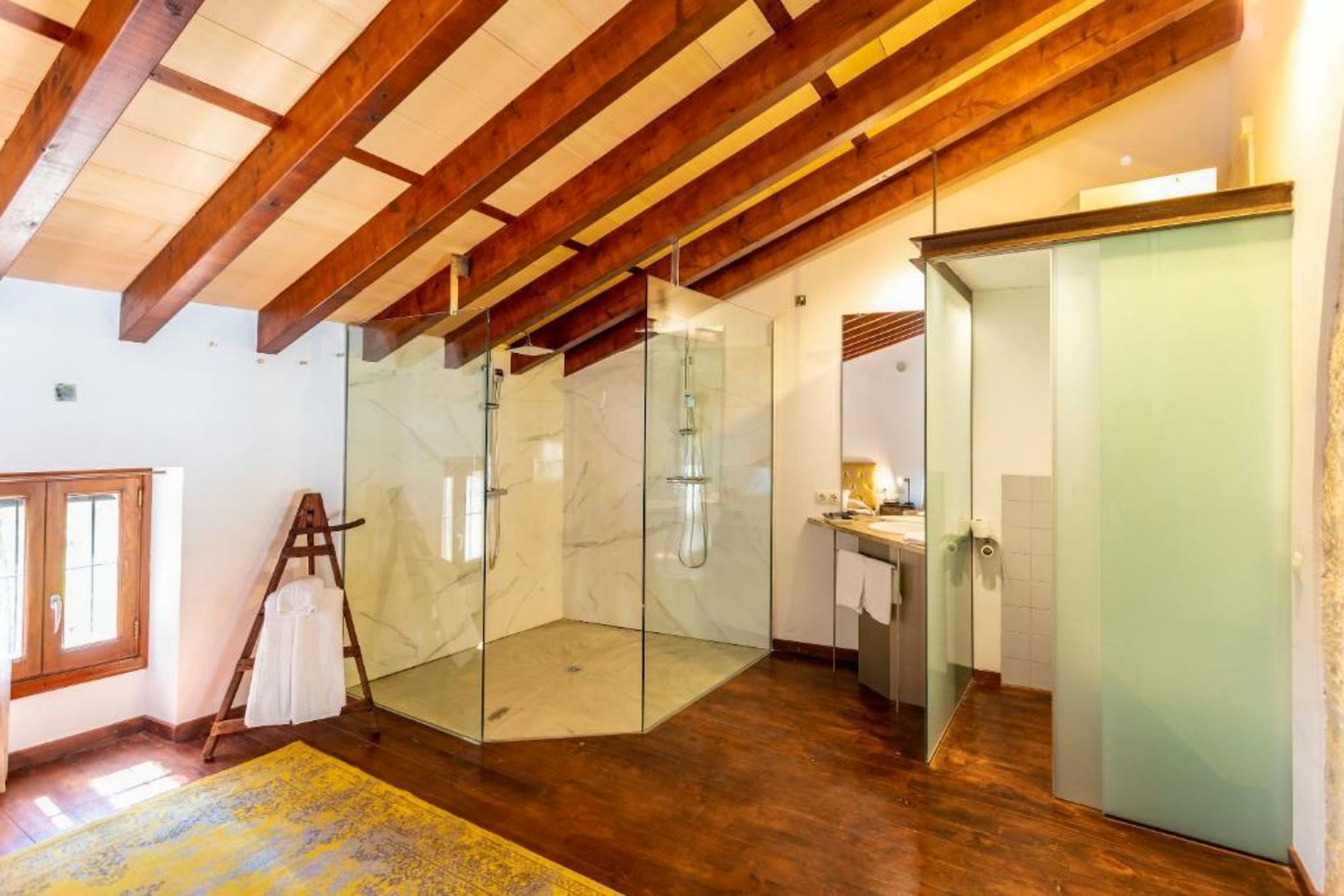 Can Joan Capo - Adults Only