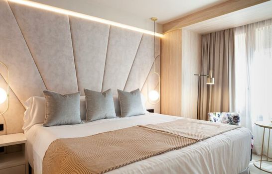 Nivia Born Boutique Hotel