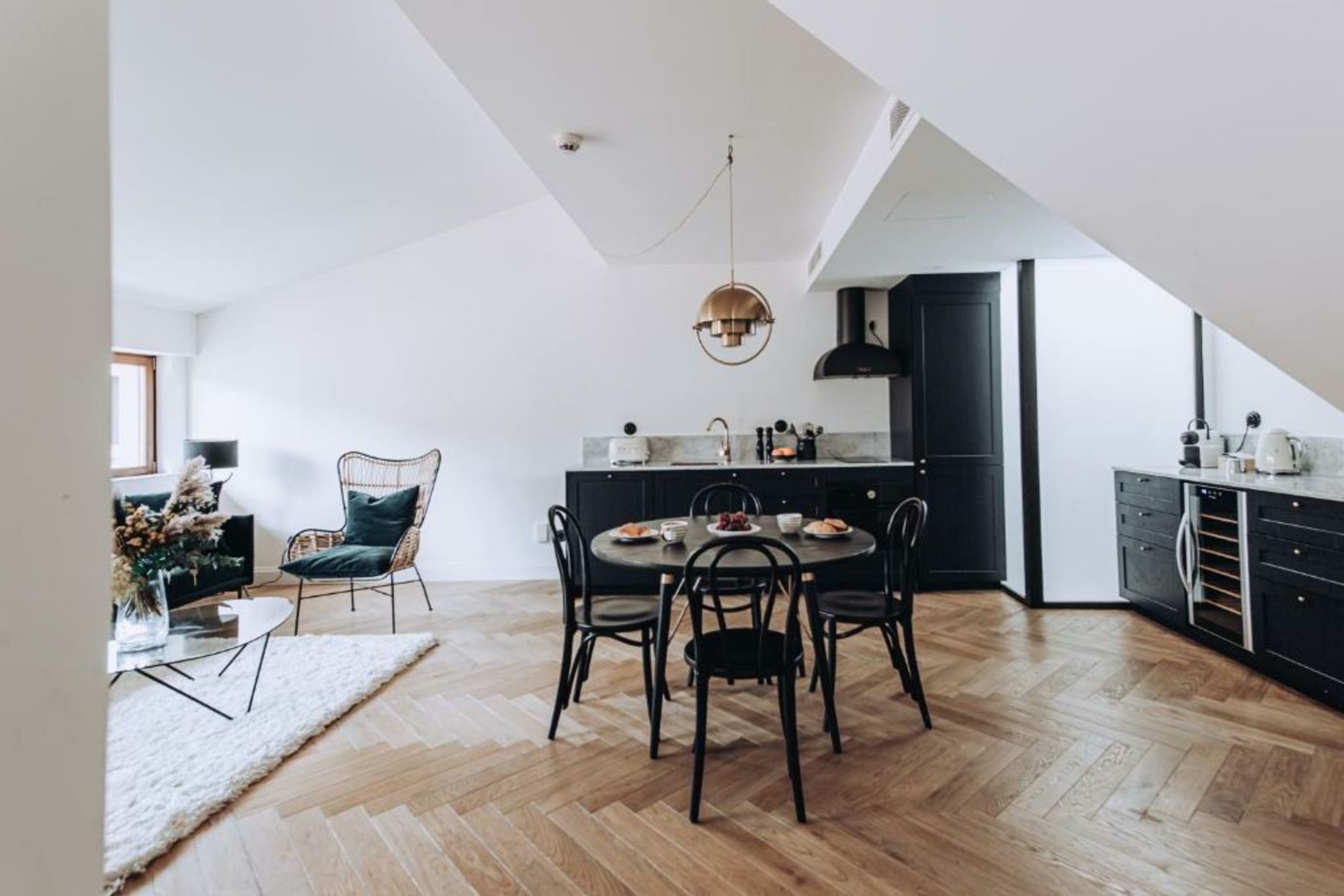 Ocho Suites & Kitchen