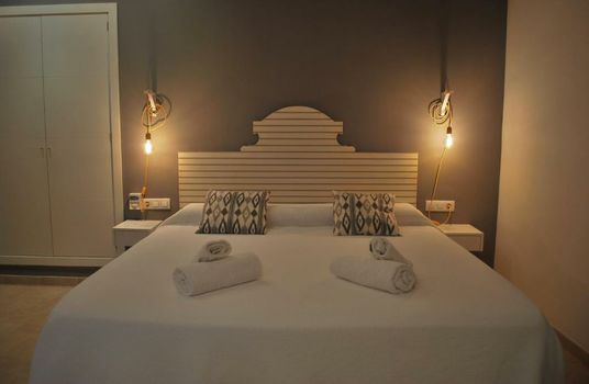 PETIT HOTEL ALGAIDA
