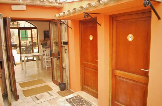 PETIT HOTEL ALGAIDA