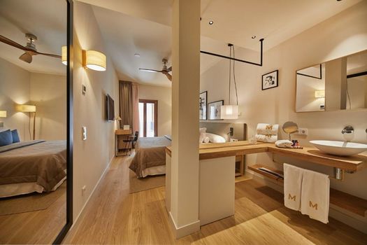 Mon Boutique Hotel