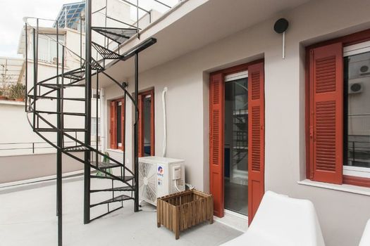 Karitsi Place