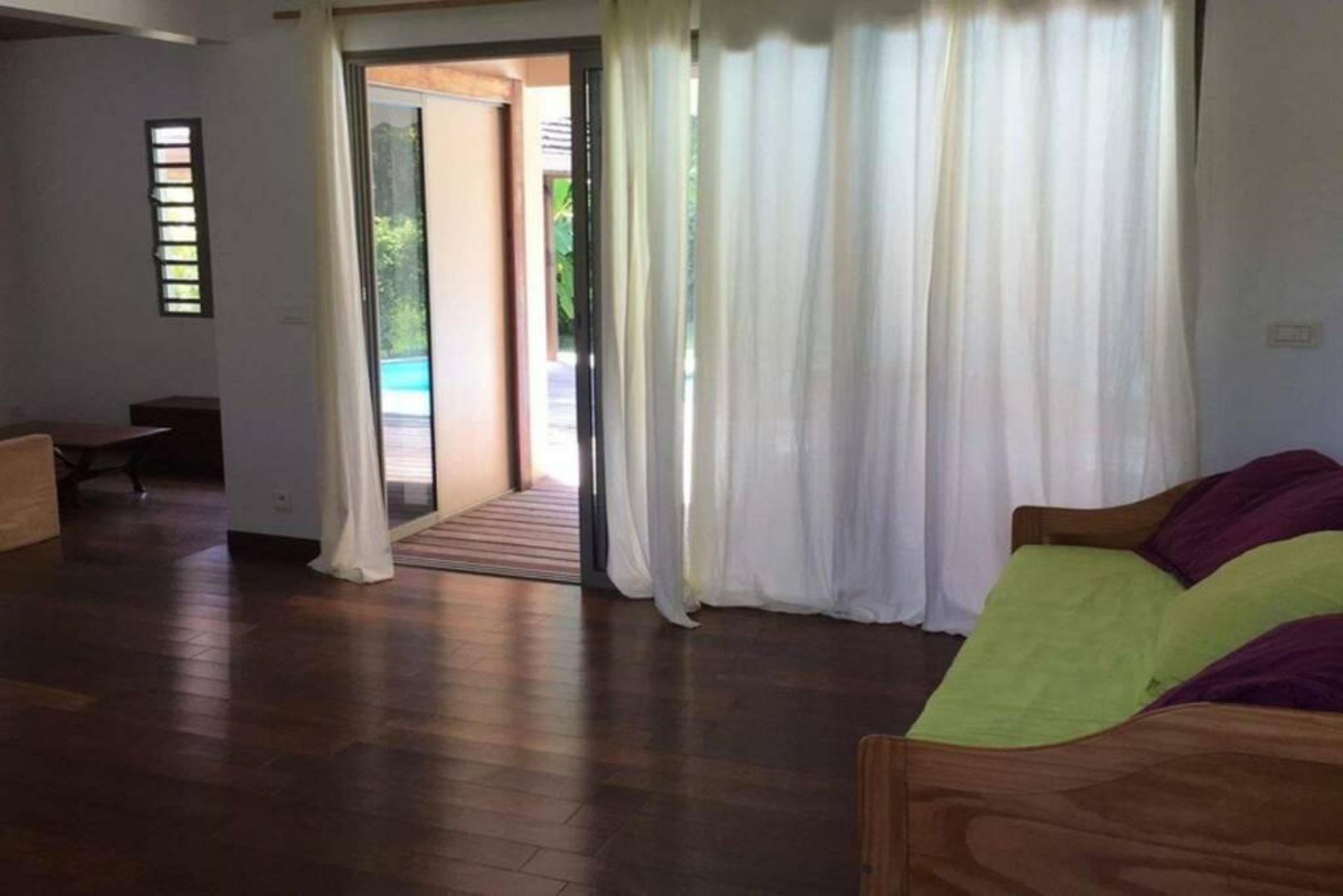 Moorea Temae Villa walking dist beach and golf