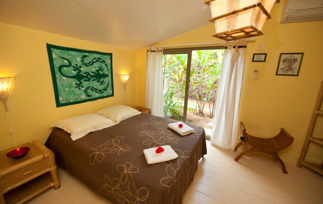 Robinson's Cove Villas Deluxe Cook Villa, a Design Boutique Hotel