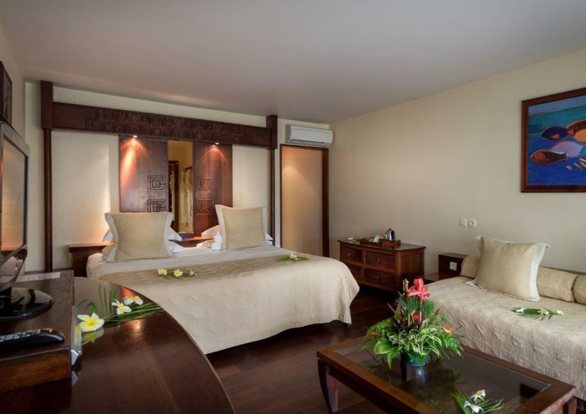 Manava Beach Resort & Spa Moorea