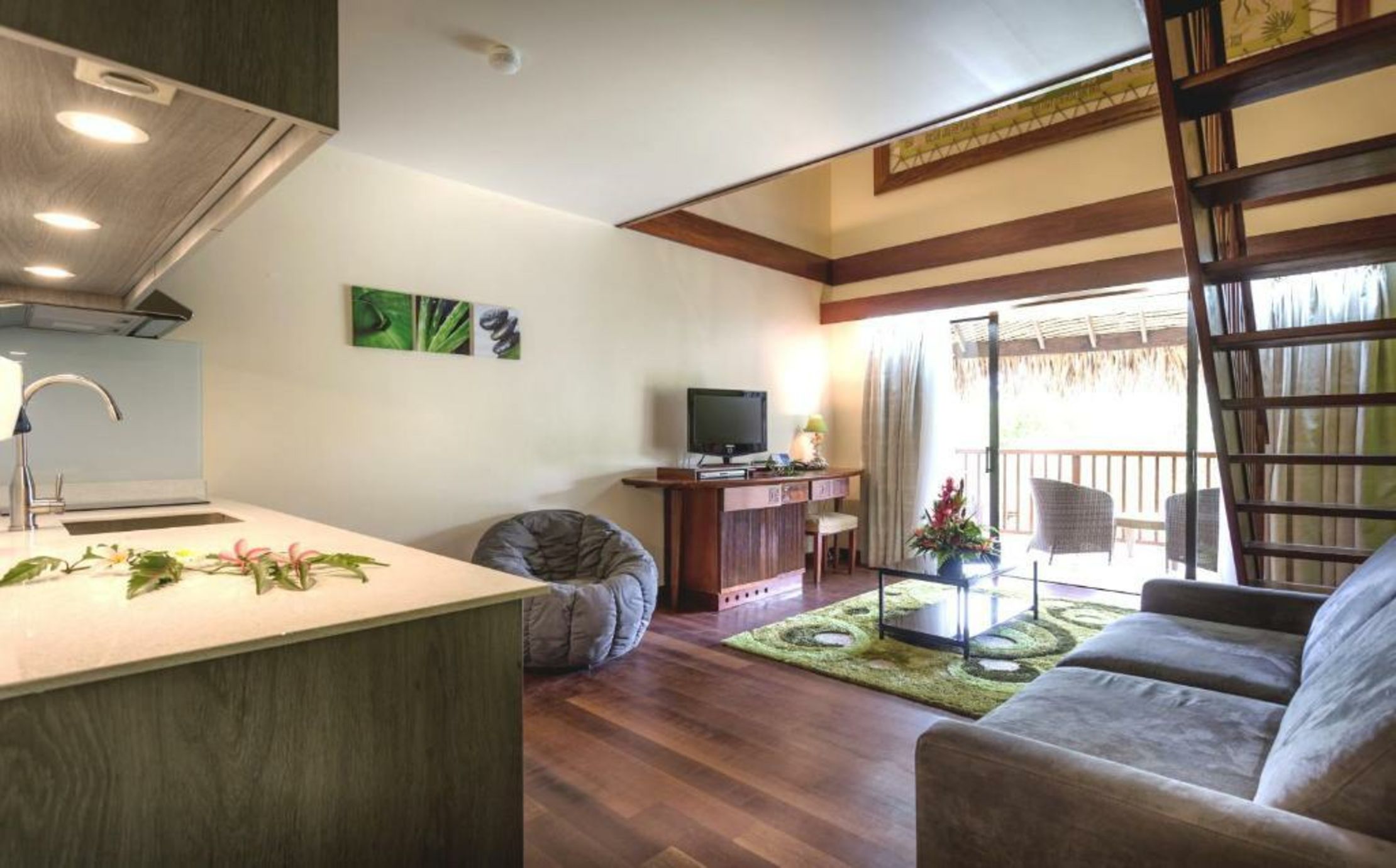 Manava Beach Resort & Spa Moorea