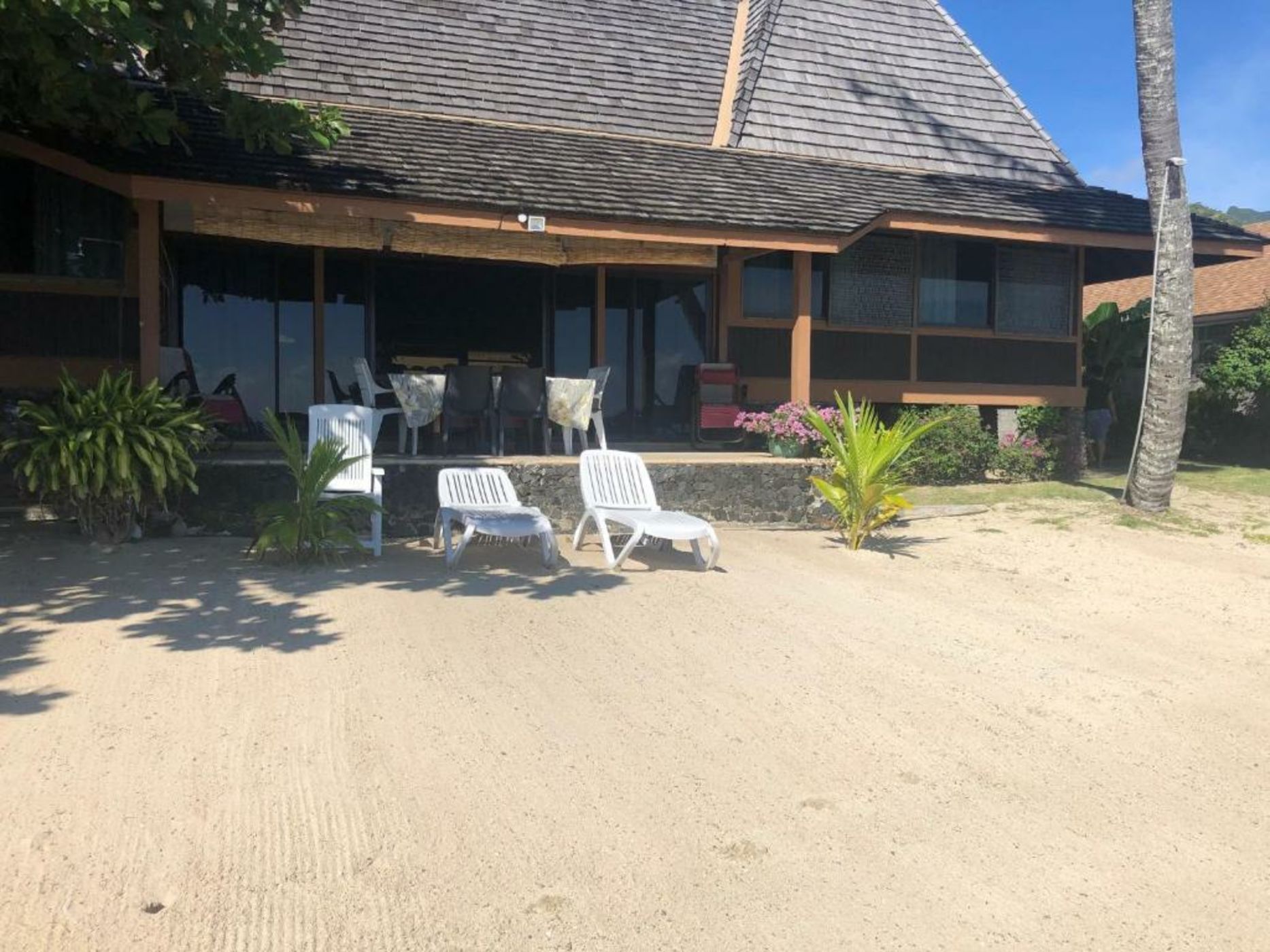 Chez Jay Moorea Beach House