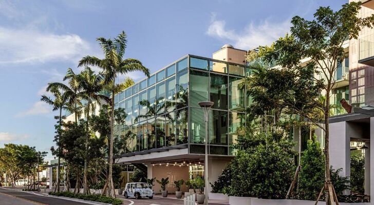 The Ray Hotel Delray Beach, Curio Collection By Hilton