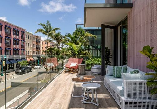 The Ray Hotel Delray Beach, Curio Collection By Hilton