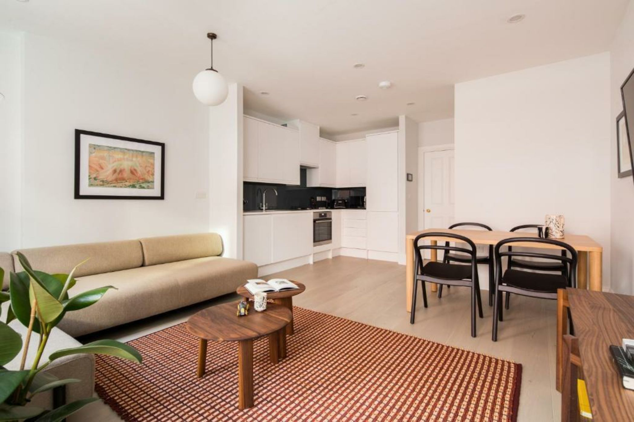 Hausd - Leicester Square