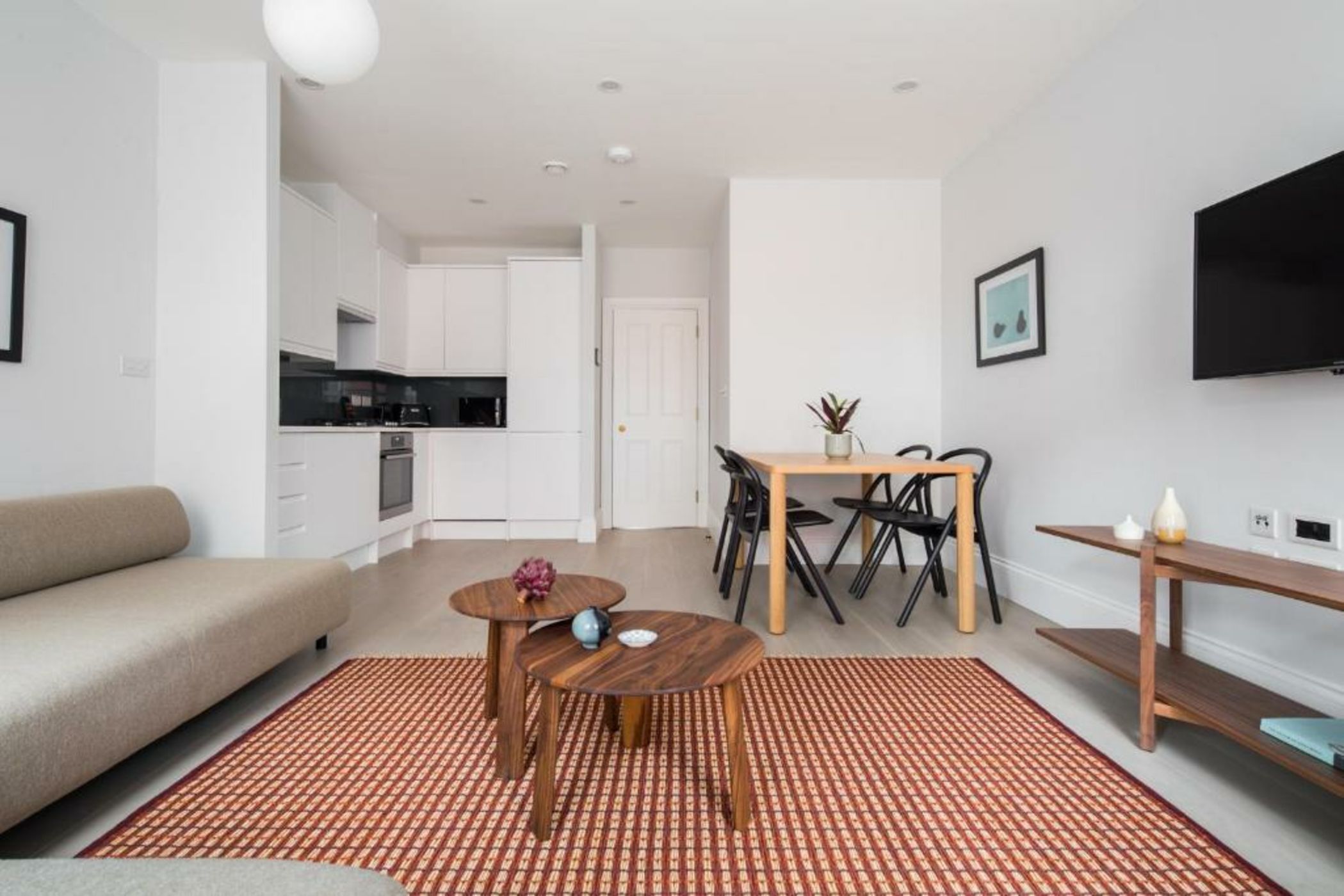 Hausd - Leicester Square