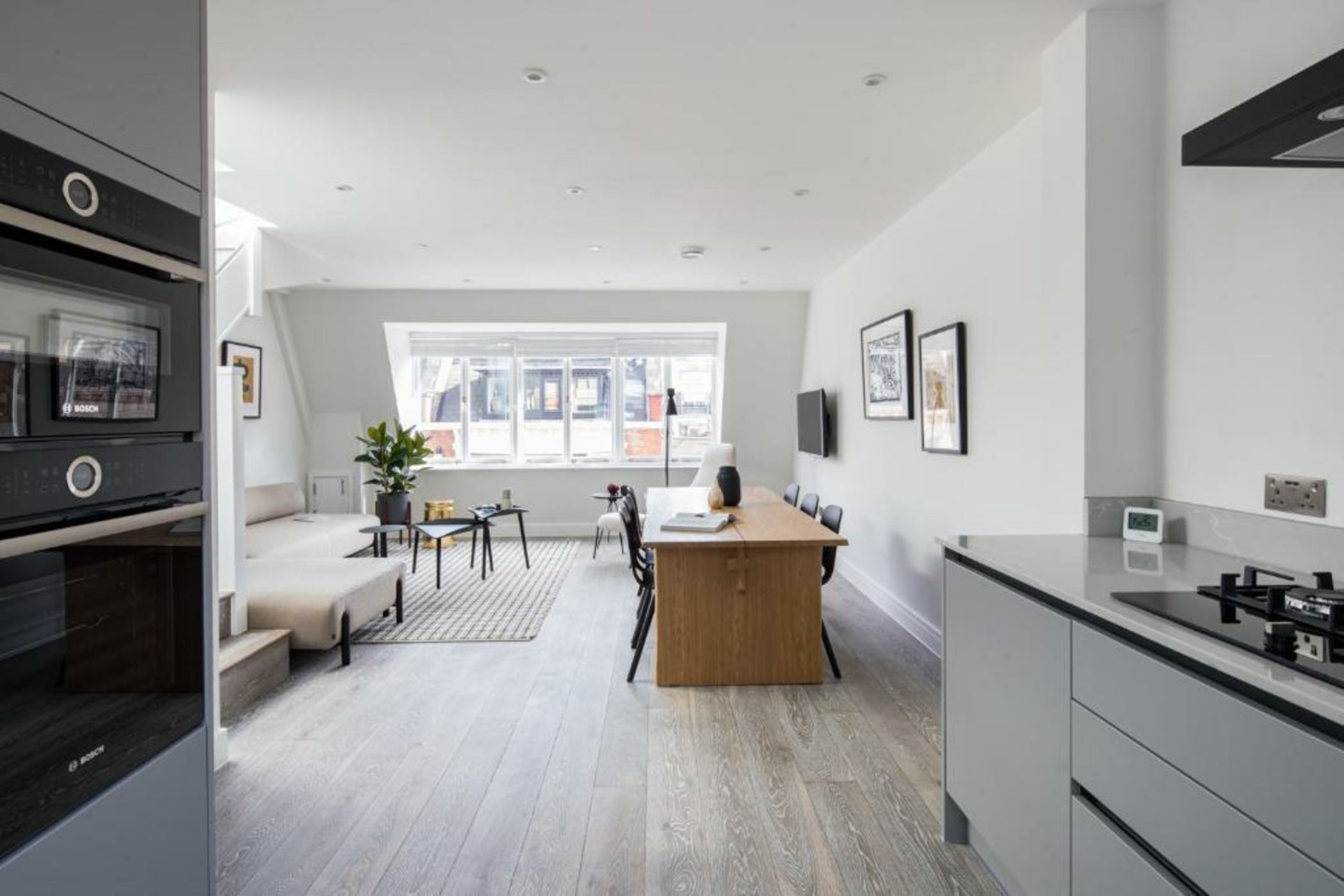 Hausd - Leicester Square