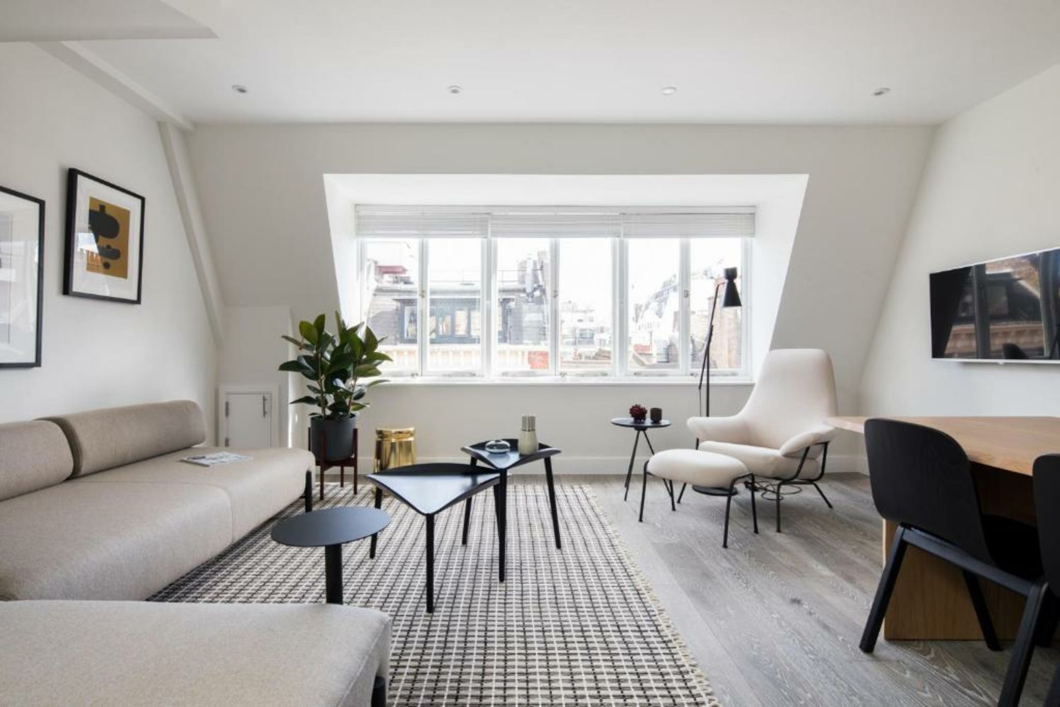 Hausd - Leicester Square