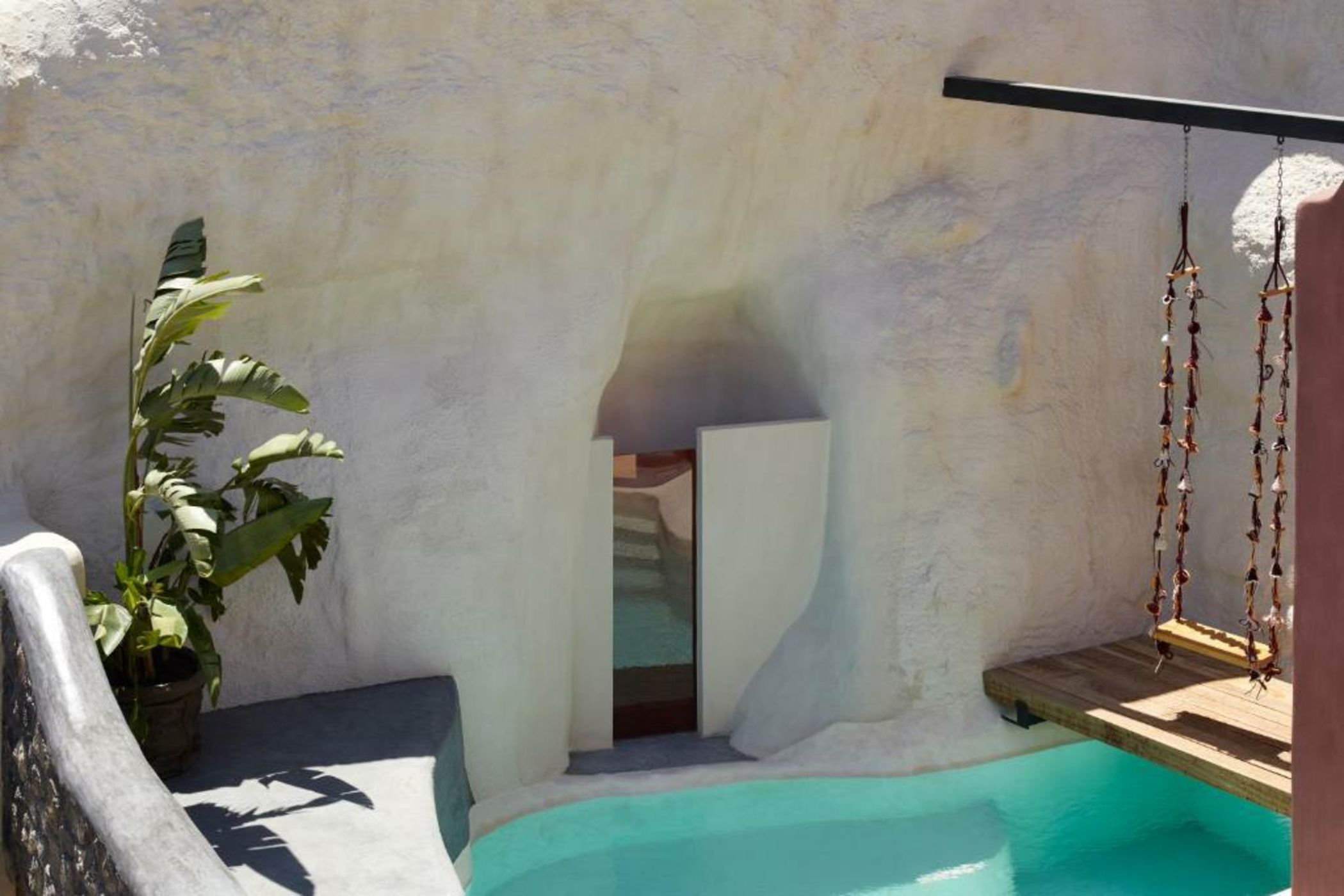 White Pearl Cavalieri