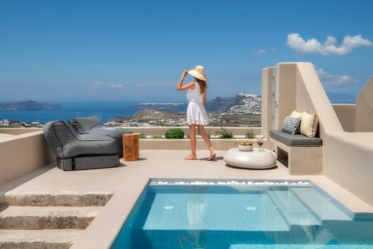 Halcyon Days Suites