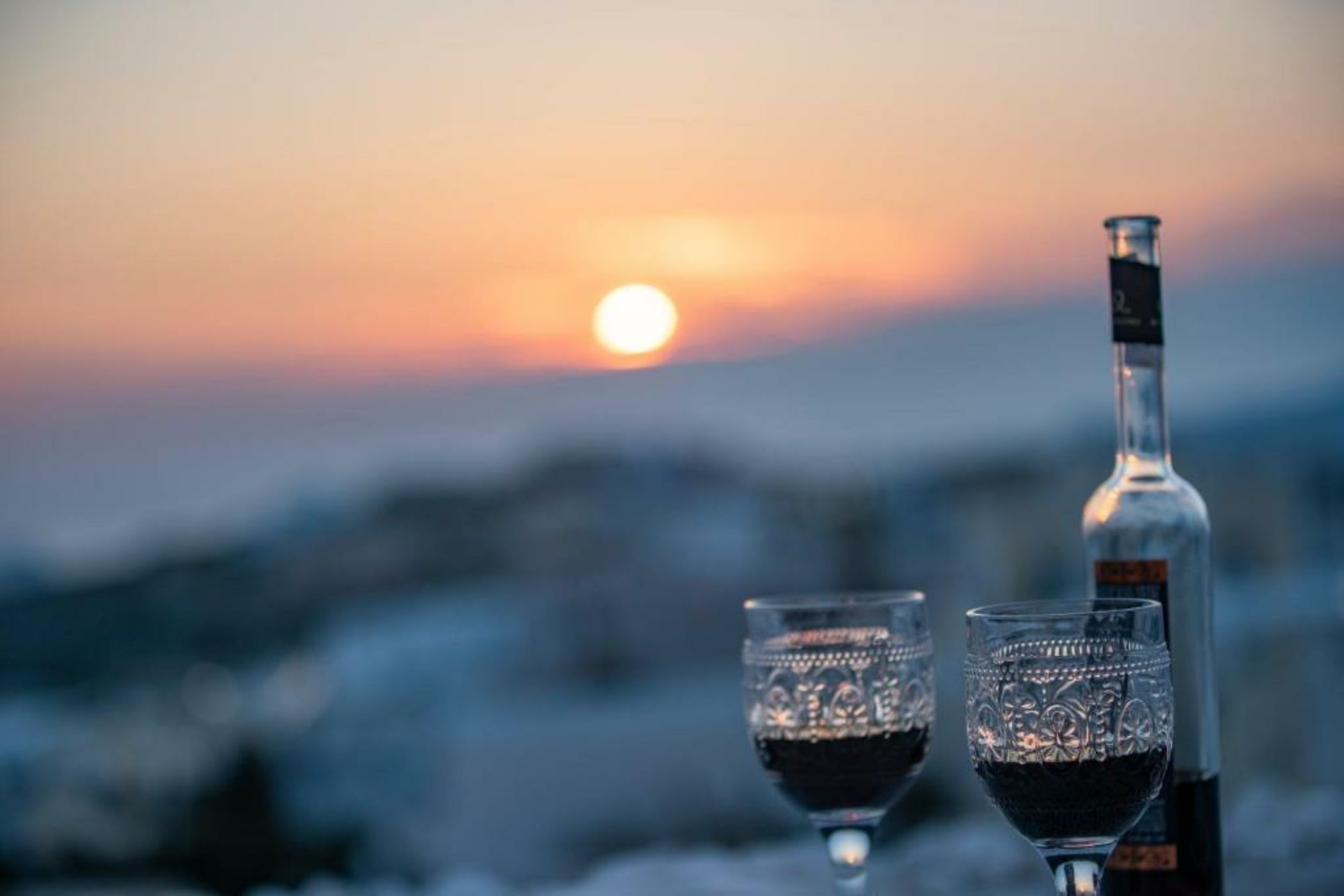 1906 White Cave Studio