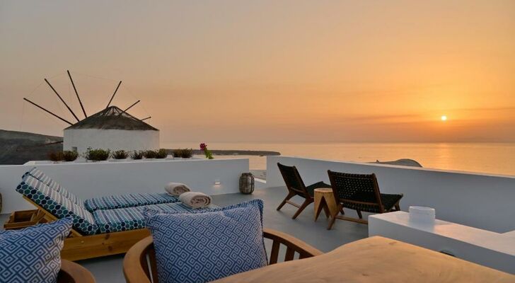 Cape Suite Oia