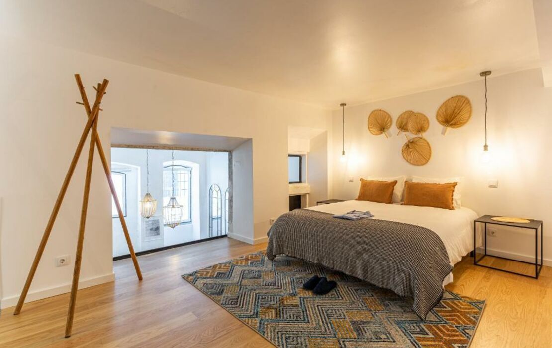 Bairro Alto Bronze of Art Apartments, a Design Boutique Hotel Lisbon