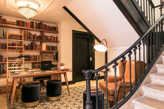 Almaria - Ex Libris Apartments | Chiado