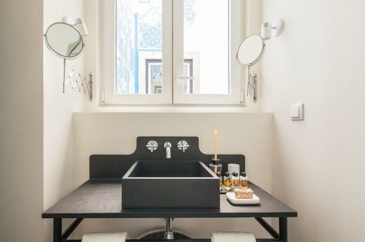 Almaria - Ex Libris Apartments | Chiado