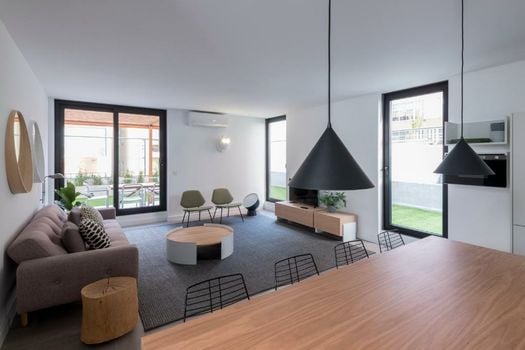 Lisbon Domus 74 by amcf