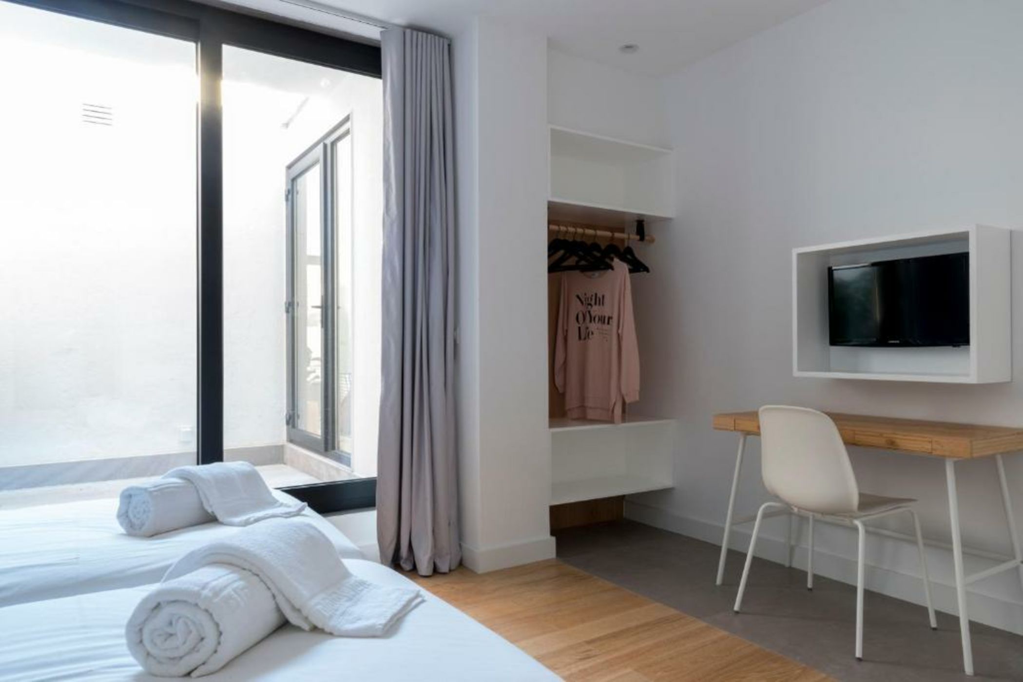 Lisbon Domus 74 by amcf