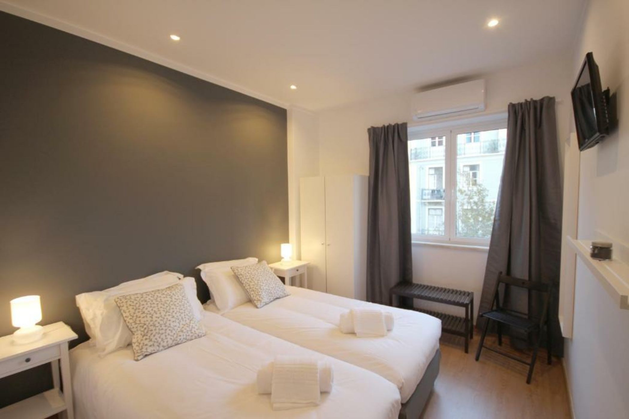 Lisbon Domus 74 by amcf