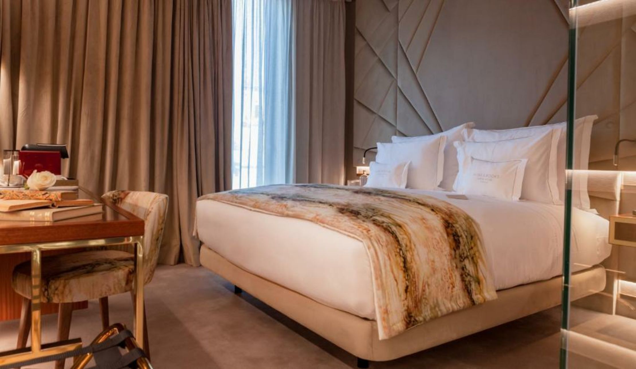 Wine & Books Lisboa Hotel