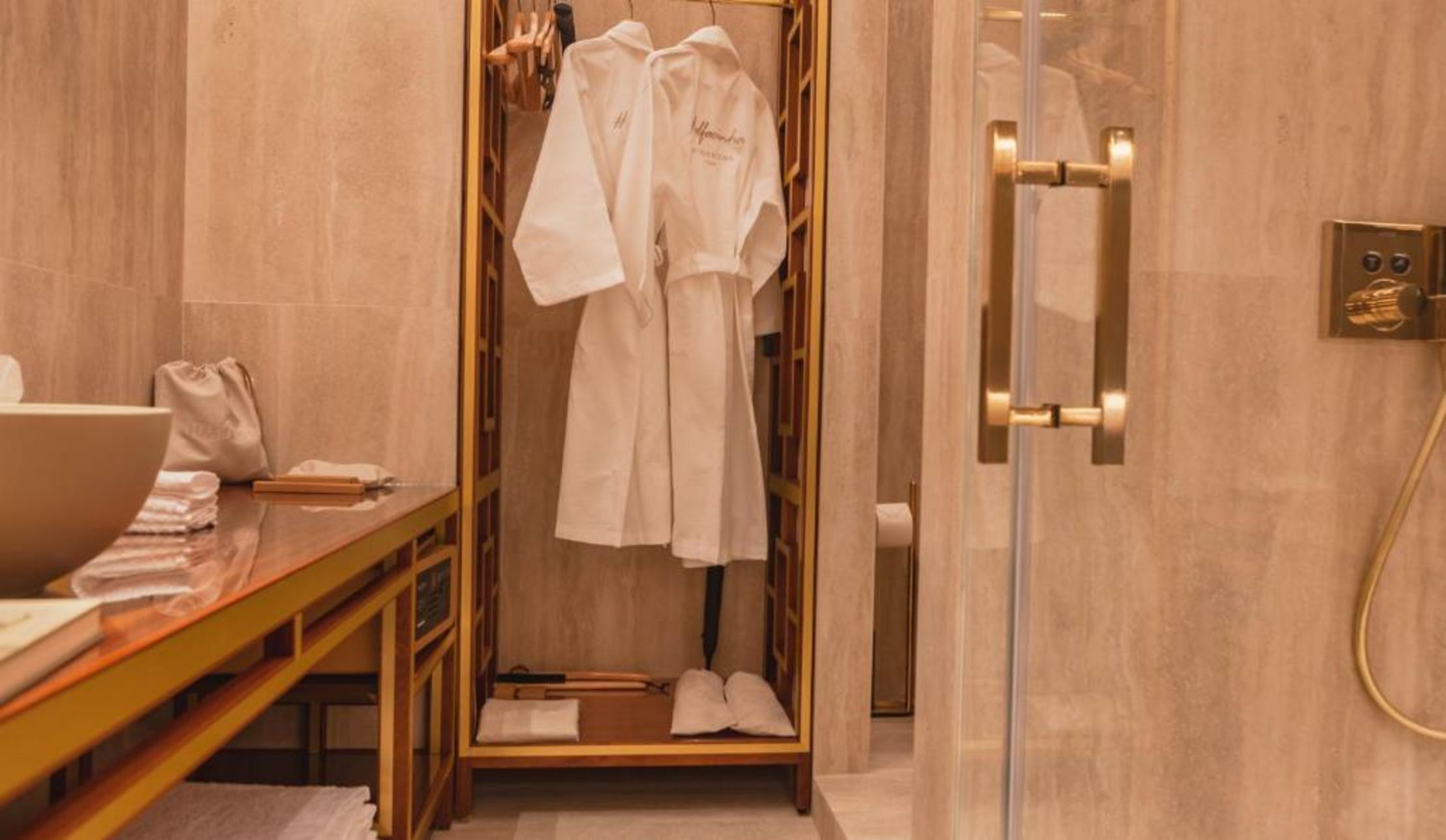 Wine & Books Lisboa Hotel