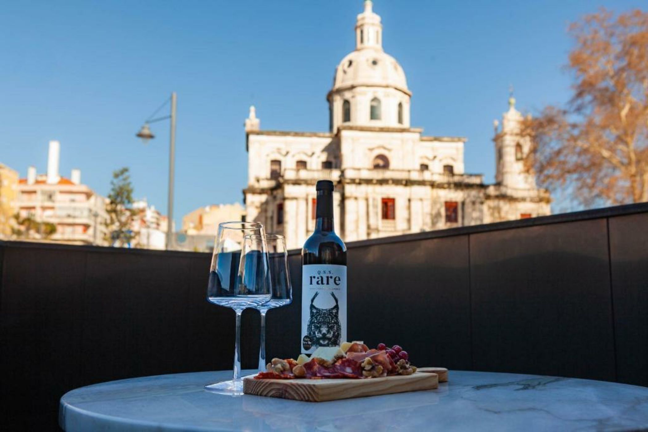 Wine & Books Lisboa Hotel