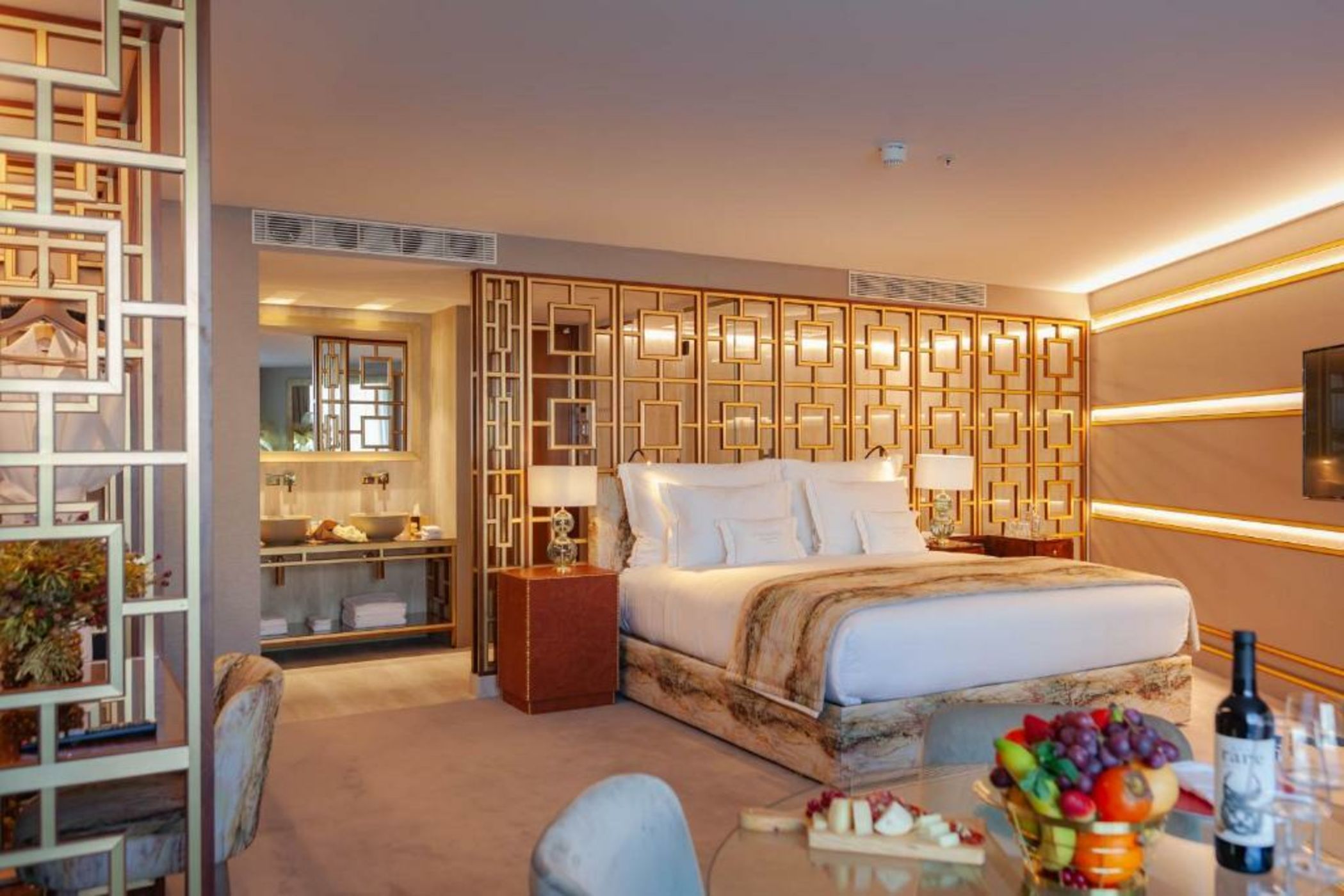 Wine & Books Lisboa Hotel