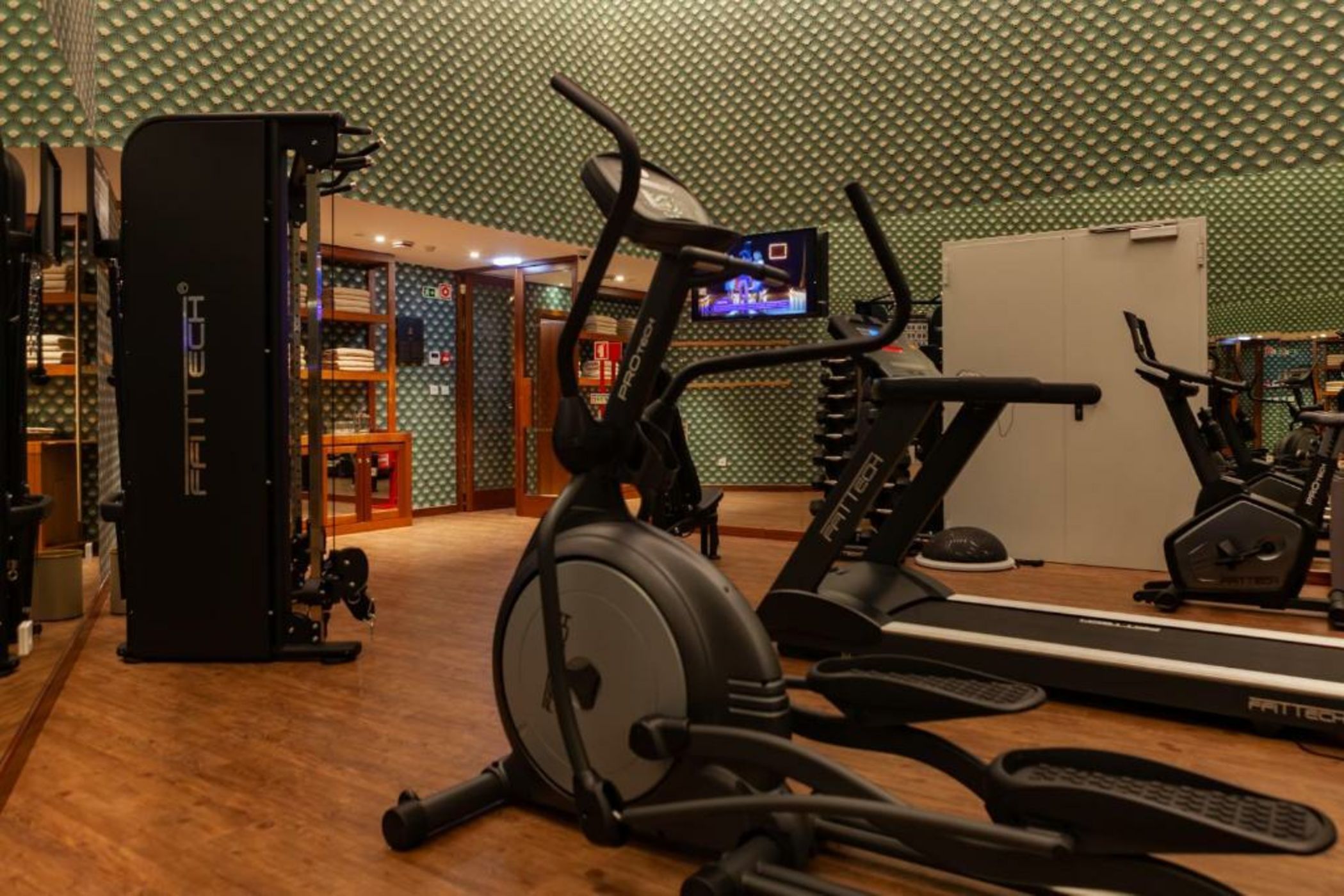 Wine & Books Lisboa Hotel