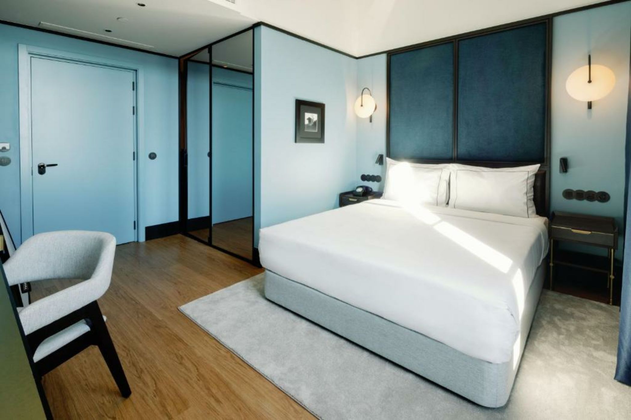 The Editory Riverside Santa Apolónia Hotel