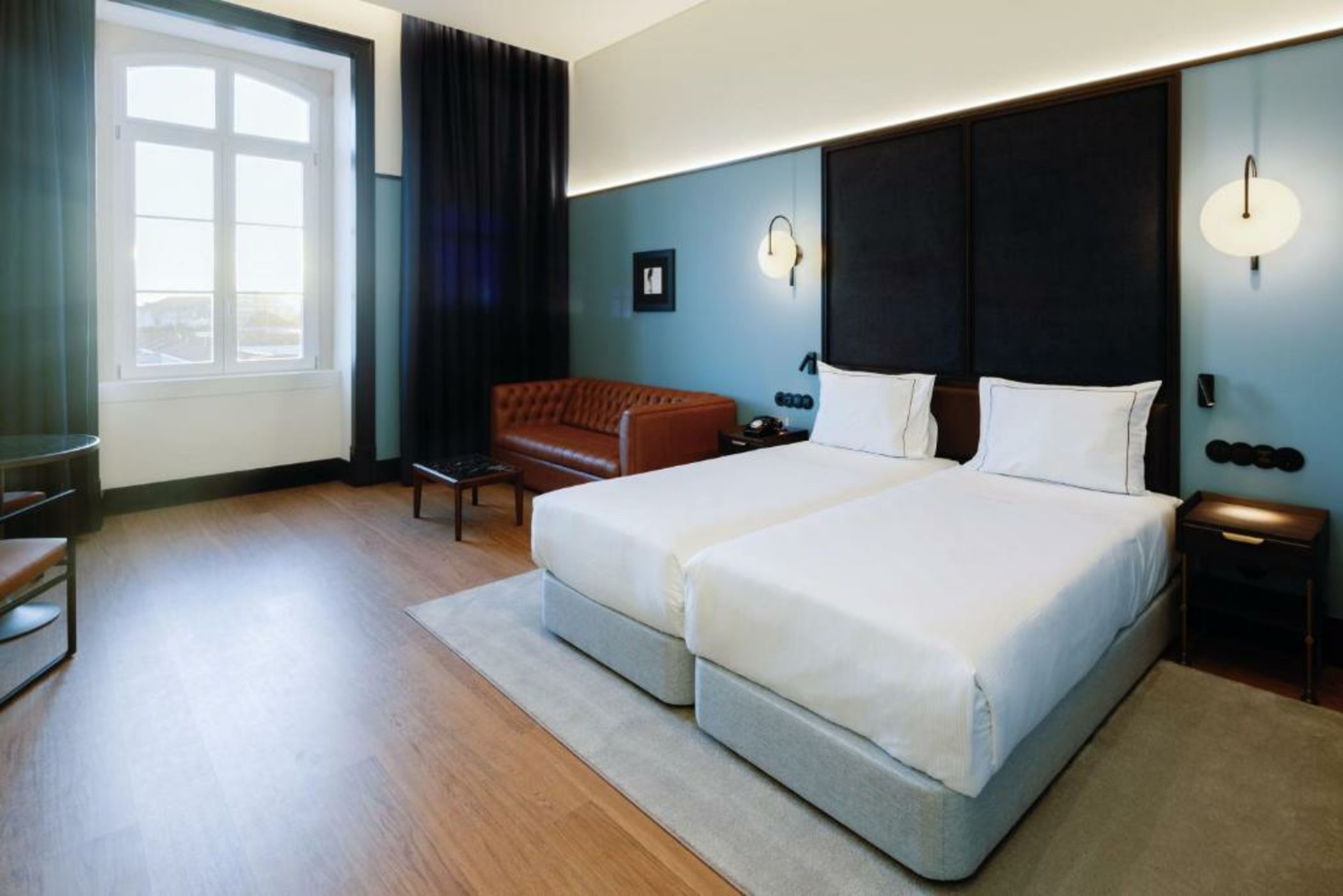 The Editory Riverside Santa Apolónia Hotel