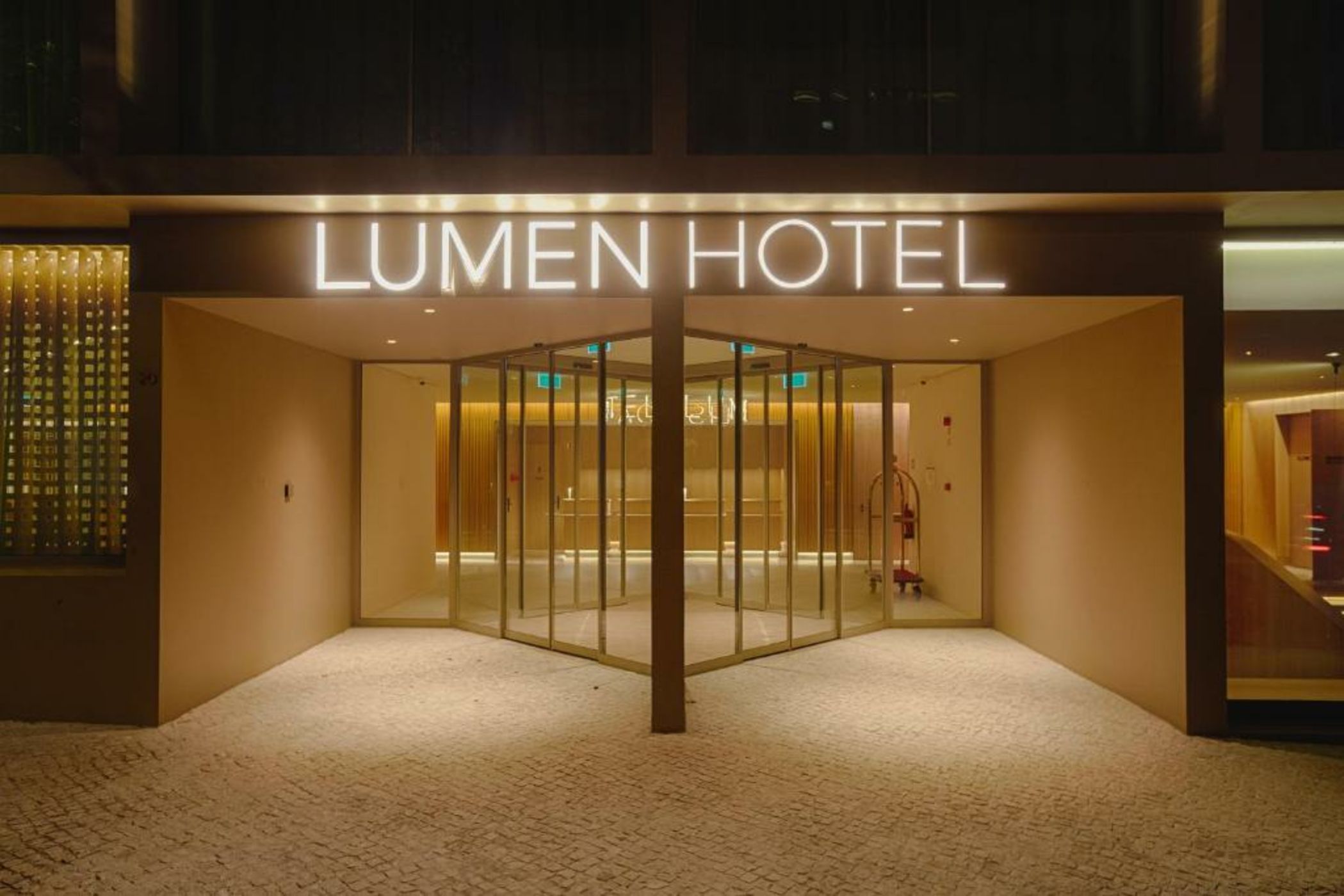 Lumen Hotel & The Lisbon Light Show