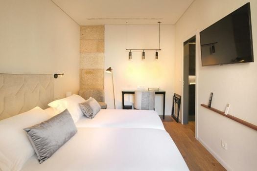 MouraSuites Hotel