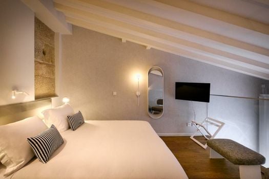 MouraSuites Hotel