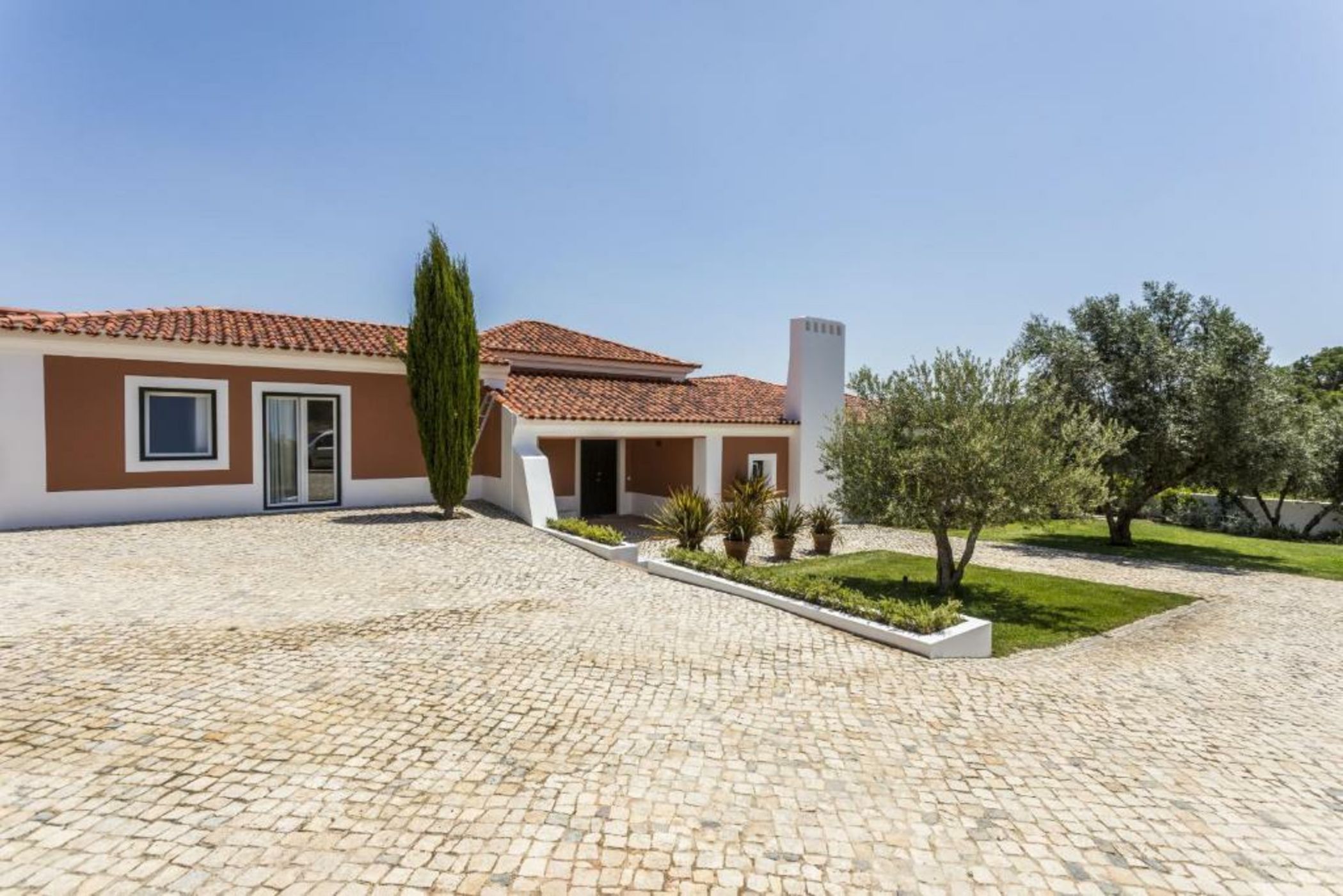 Grandola Mountain Paradise by The Getaway Collection