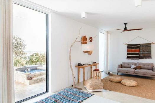 Montimerso Skyscape Country House