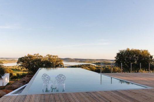 Montimerso Skyscape Country House