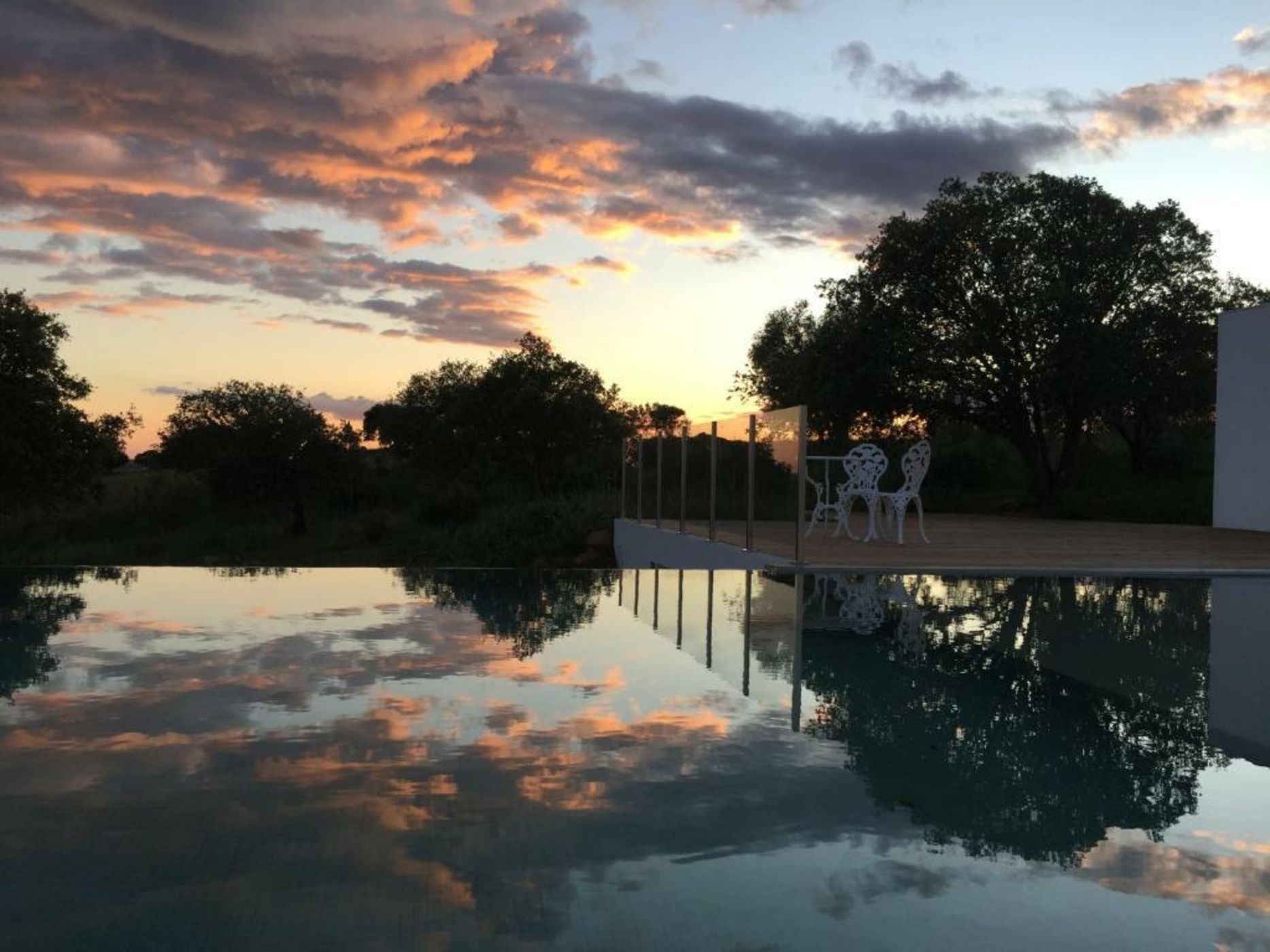 Montimerso Skyscape Country House