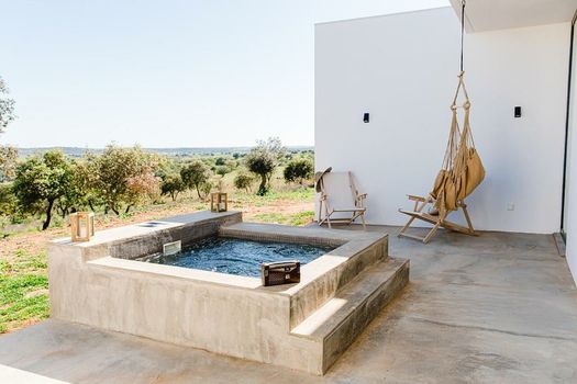 Montimerso Skyscape Country House